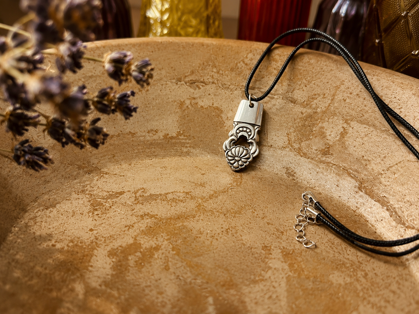 Vine Scroll Pendant Necklace